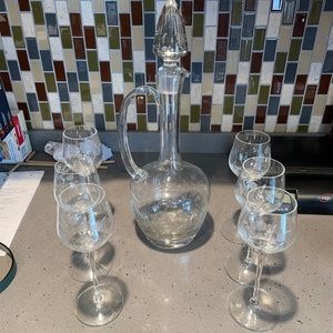 Never used vintage Toscany wine decanter and 6 glass set